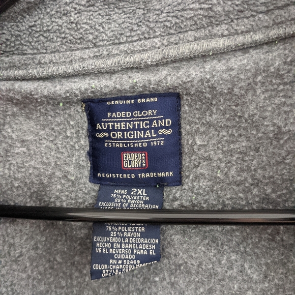 Faded Glory Fleece Zippered Vest - Picture 4 of 4